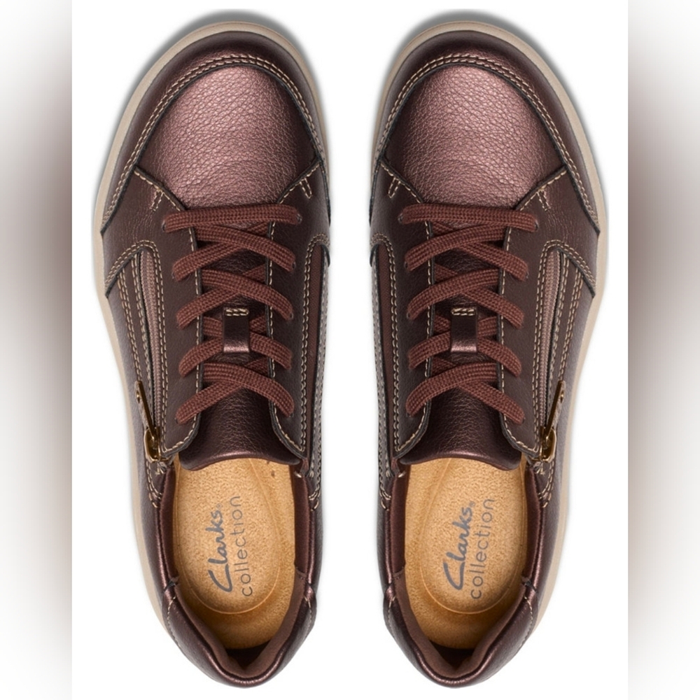 Clarks - Women's Bryianne Bayla Round Toe Sneakers - 11W - Bronze Metallic Lthr